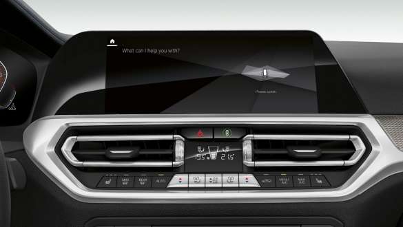 BMW Série 3 Berline, BMW Intelligent Personal Assistant. Gros plan de l’affichage du poste de conduite de la BMW Série 3 Berline avec BMW Intelligent Personal Assistant.
