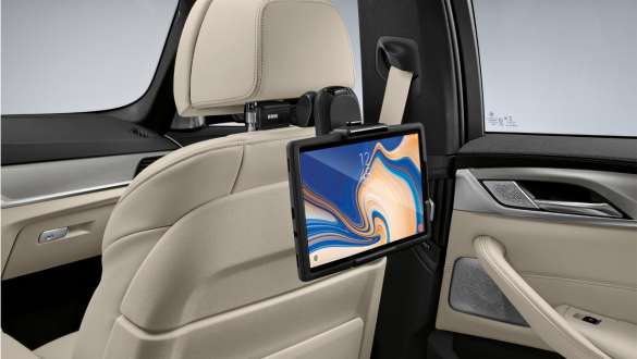 Support universel pour la BMW Série 5 Berline G30 Support universel BMW pour Safety Case, Travel & Comfort de la BMW Série 5 Berline G30