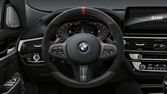 Volant M Performance de la BMW Série 6 Gran Turismo G32 2020 Volant M Performance de la BMW Série 6 Gran Turismo G32 2020, vue en gros plan