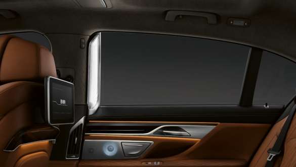 BMW Série 7 Berline, accent lumineux d’ambiance BMW Série 7 Berline : accent lumineux d’ambiance dans l’habitacle