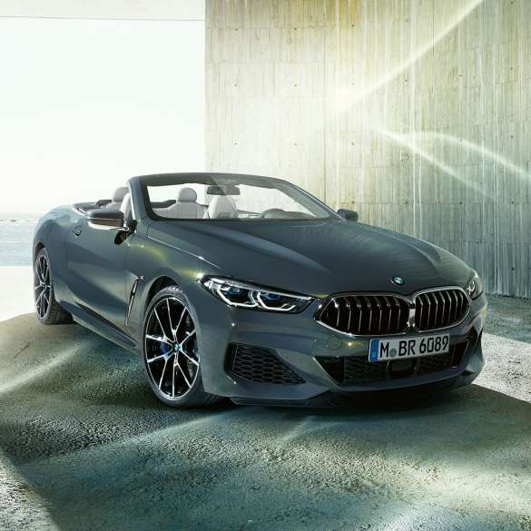 BMW M850i xDrive Dravitgrau metallic, vue de trois quarts avant gauche G14. BMW M850i xDrive Dravitgrau metallic, vue de trois quarts avant gauche G14.