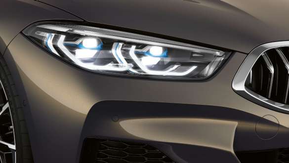 BMW M850i xDrive Dravitgrau metallic, BMW Laserlight, gauche G14. BMW M850i xDrive Dravitgrau metallic, BMW Laserlight, gauche G14.