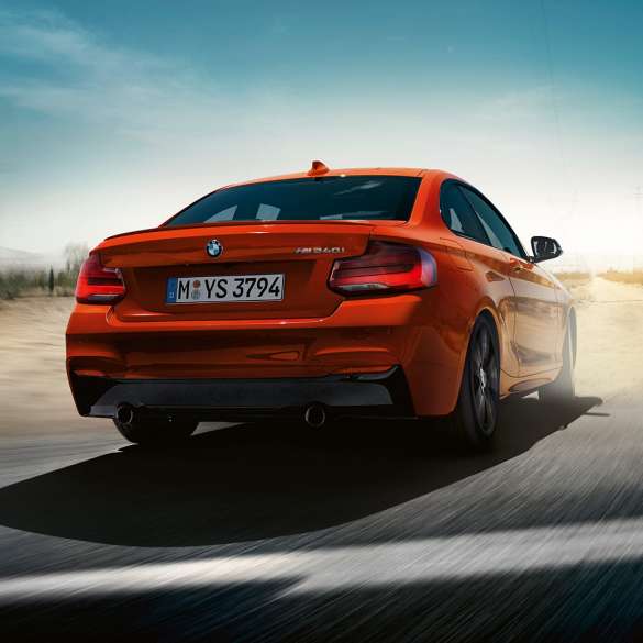Châssis de la BMW M240i Coupé F22 Châssis de la BMW M240i Coupé F22 2017 Sunset Orange metallic