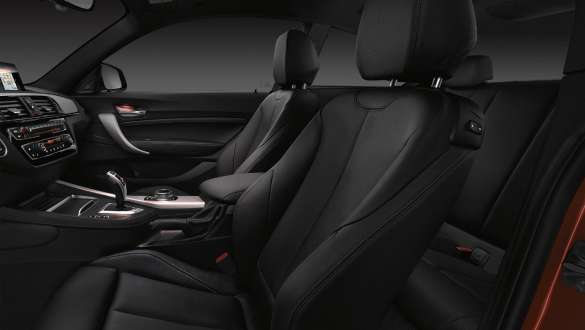 Sièges sport BMW M240i Coupé F22 Sièges sport BMW M240i Coupé F22 2017, habitacle