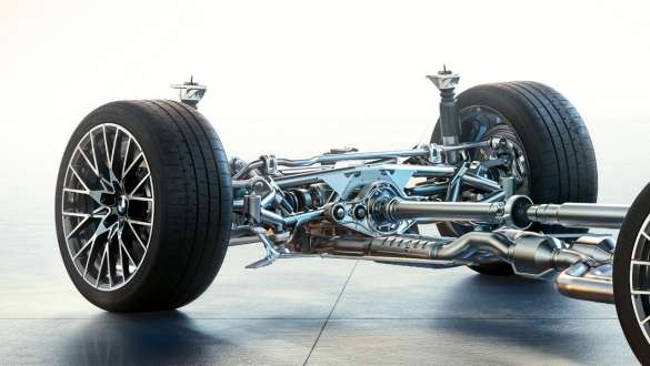 Suspension M spécifique avec différentiel M actif BMW M2 Competition F87 Suspension M spécifique avec différentiel M actif BMW M2 Competition F87 2018 Hockenheim Silber metallic vue en gros plan