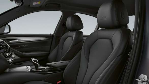 Sièges M sport de la BMW M5 F90 2020 Sièges M sport de la BMW M5 F90 LCI restylage 2020 habitacle
