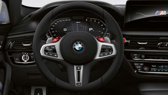 Volant M sport de la BMW M5 Competition F90 2020 Volant M en cuir BMW M5 Competition F90 LCI restylage 2020 poste de conduite