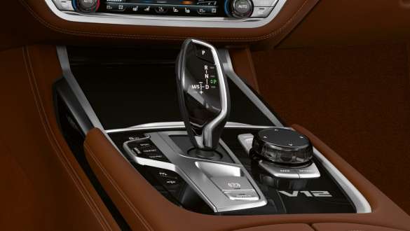 Boîte de vitesses sport à 8 rapports Steptronic G11 BMW M760Li xDrive Berline, boîte de vitesses sport à 8 rapports Steptronic G11