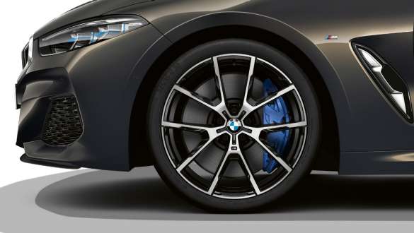 Freins M sport G14. BMW M850i xDrive Cabrio avec freins M sport G14.