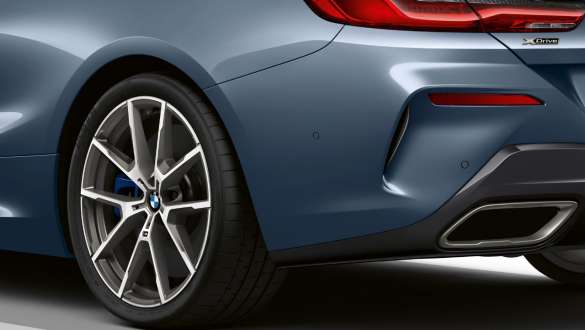 Integral Active Steering G15. BMW M850i xDrive Coupé avec Integral Active Steering G15.