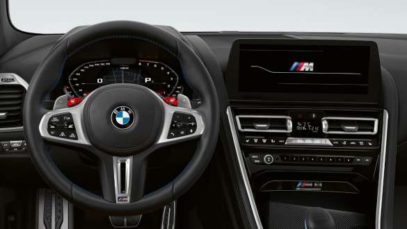Combiné des instruments M spécifique des BMW Série 8 Coupé M F92 LCI restylage 2022 BMW Série 8 Coupé M F92 LCI restylage 2022 Combiné des instruments M spécifique