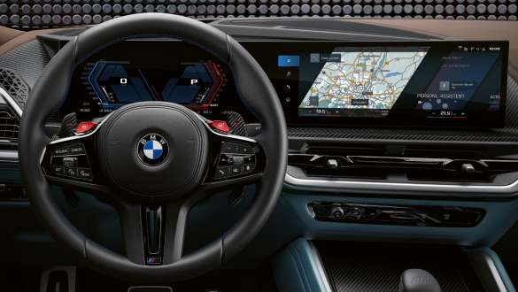 Concept d'affichage M spécifique par BMW Operating System 8 Concept d’affichage spécifique de la BMW XM G09 M par BMW Operating System 8