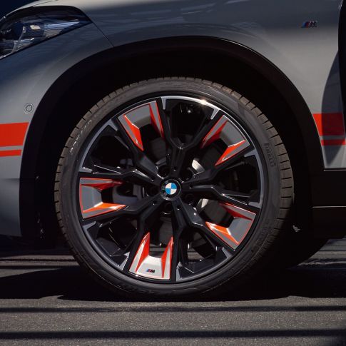 Jantes en alliage léger de la BMW X2 2020 F39 BMW X2 2020 F39 Brooklyn Grau, jantes en alliage léger