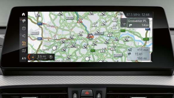 Real Time Traffic Information de la BMW X2 F39 Real Time Traffic Information RTTI de la BMW X2 2020 F39 intérieur