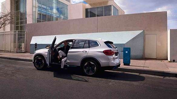 BMW laadoplossingen voor werkgevers BMW elektromobiliteit elektrische wagen opladen laadoplossingen voor werkgevers