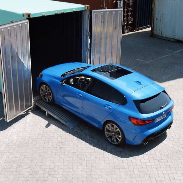BMW 1 Reeks Parking Assistant Pack F40. Het parkeerhulpsysteem Parking Assistant Pack van de BMW 1 Reeks inclusief Reversing Assistant F40.
