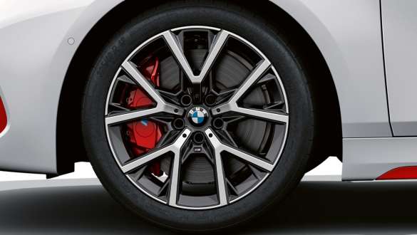BMW 1 Reeks 128ti F40 BMW M 18" lichtmetalen velgen, Y-spaak 553 M Bicolor met sportbanden BMW 1 Reeks 128ti F40 BMW M 18" lichtmetalen velgen, Y-spaak 553 M Bicolor met sportbanden