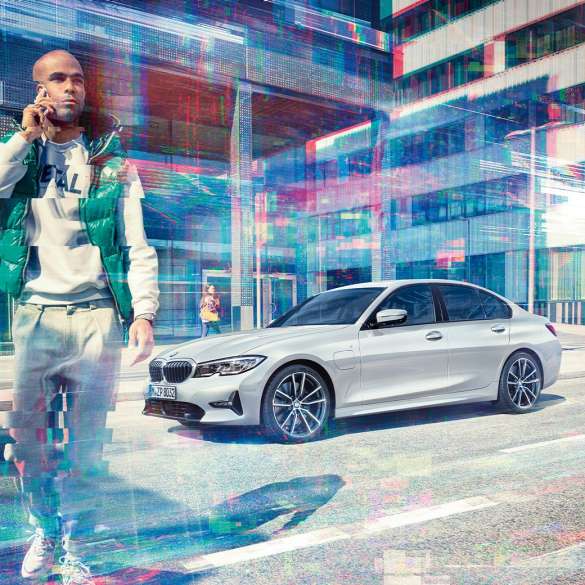 BMW 3 Series Sedan, Reversing Assistant Close-up van de bestuurdersplaats in het interieur van de BMW 3 Reeks Berline.