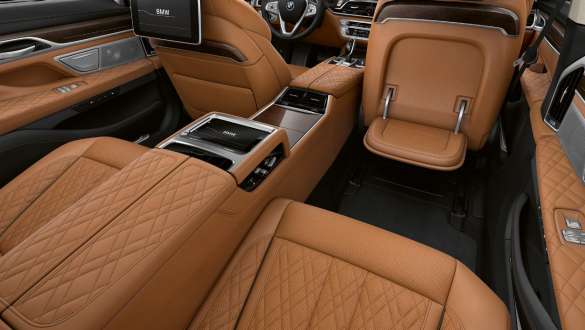 BMW 7 Reeks Executive Lounge BMW 7 Reeks Executive Lounge: achtercompartiment met maximaal comfort