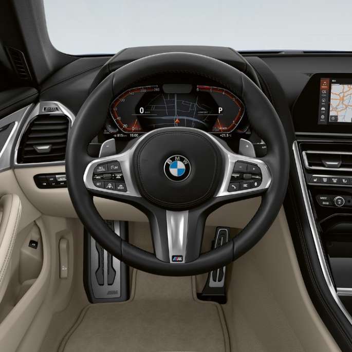Multifunctioneel lederen M stuur. BMW 8 Reeks Coupé, cockpit, multifunctioneel lederen M stuur.