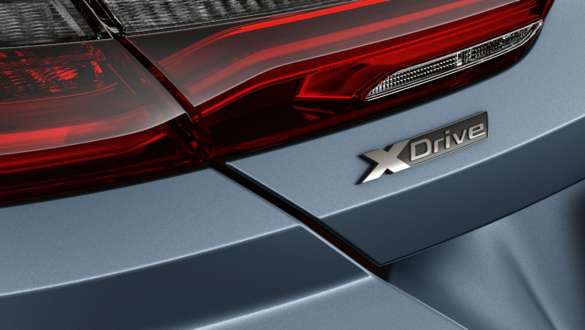 Opschrift BMW xDrive G15. BMW 8 Reeks Coupé, achteraanzicht, opschrift BMW xDrive G15.