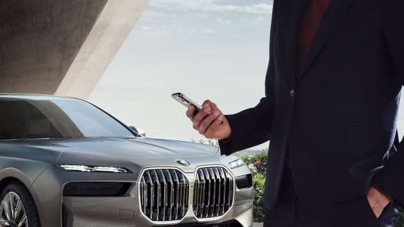 BMW i7 G70 Digital Key Plus BMW i7 G70 Digital Key Plus smartphone voor deurgreep