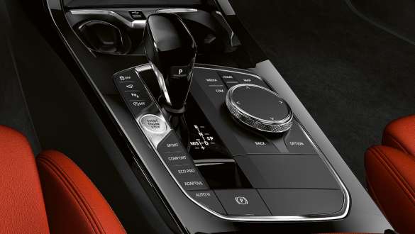 Sportversnellingsbak Steptronic F40. BMW M135i xDrive met sportversnellingsbak Steptronic F40.