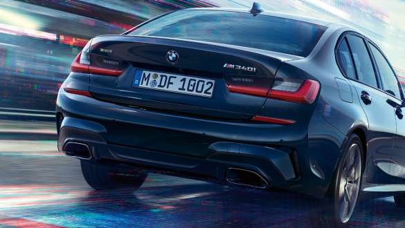 M sportdifferentieel BMW M340i xDrive Berline G20 2020 BMW M340i xDrive Berline G20 2020 Saphirschwarz metallic M sportdifferentieel achteraanzicht