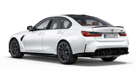 Design achterkant BMW M3 Competition Berline Frozen Brilliant White metallic G80 2020 BMW M3 Competition Berline G80 2020 Frozen Brilliant White metallic design achterkant achteraanzicht