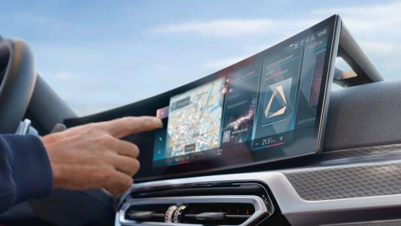 BMW Curved Display BMW M340i xDrive en M340d xDrive Touring G21 BMW Curved Display