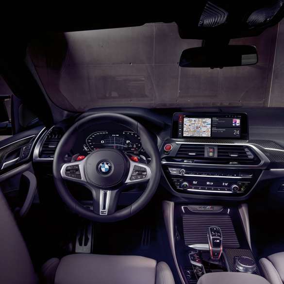 BMW X4 M Competition, exclusieve cockpit F98. BMW X4 M Competition, interieur, exclusieve cockpit met M sportzetels en lederen M stuur F98.