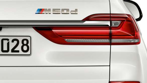 BMW X7 M50d SUV motor BMW X7 M50d SUV motor, G07, modelbenaming op de achterkant