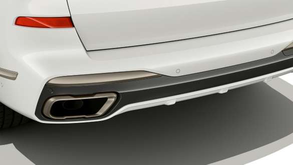 BMW X7 M SUV wagen met M specifieke uitlaatpijpen BMW X7 M SUV wagen met M specifieke uitlaatpijpen, G07, close-up uitlaatpijp