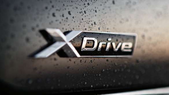 Intelligente vierwielaandrijving xDrive G06. BMW X6 SUV met de vierwielaandrijving xDrive G06.