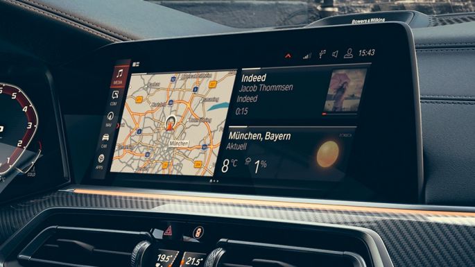 Cockpit met zicht op 12,3" displays G06. BMW X6 cockpit met zicht op 12,3" displays G06.