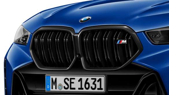 M sierrooster vooraan Schwarz hochglänzend BMW X6 G06 2019 BMW X6 G06 LCI M sierrooster vooraan Schwarz hochglänzend M Performance Parts