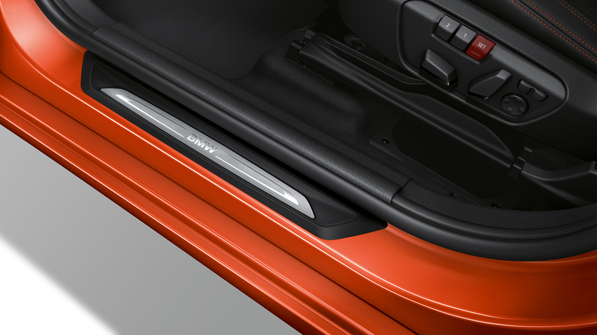 Deurdrempels BMW 2 Reeks Active Tourer Model Sport Deurdrempels BMW 2 Reeks Active Tourer Model Sport 220i F45 2018 Sunset Orange metallic