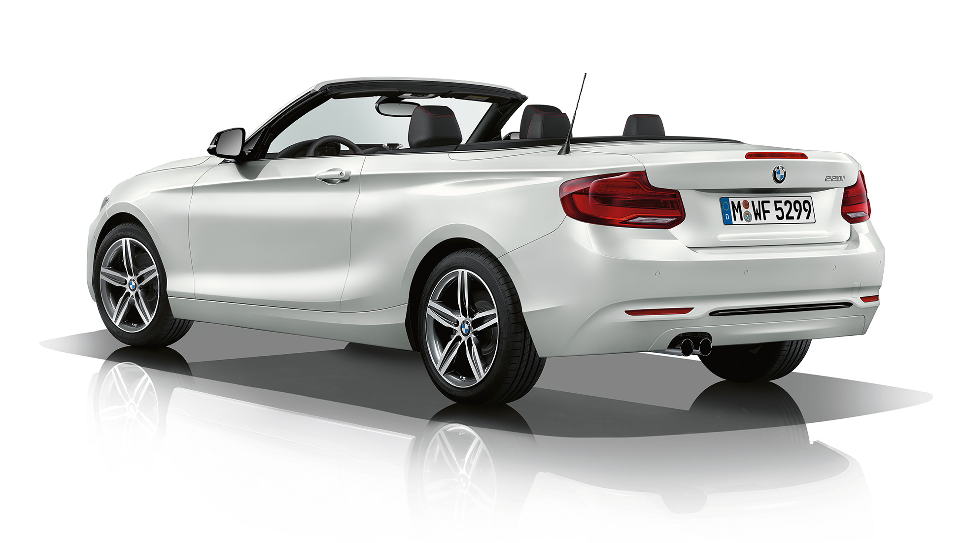 BMW Série 2 Cabrio, Modèle Sport, vue de trois quarts de la poupe F23 BMW Série 2 Cabrio, Modèle Sport, vue de trois quarts de la poupe F23