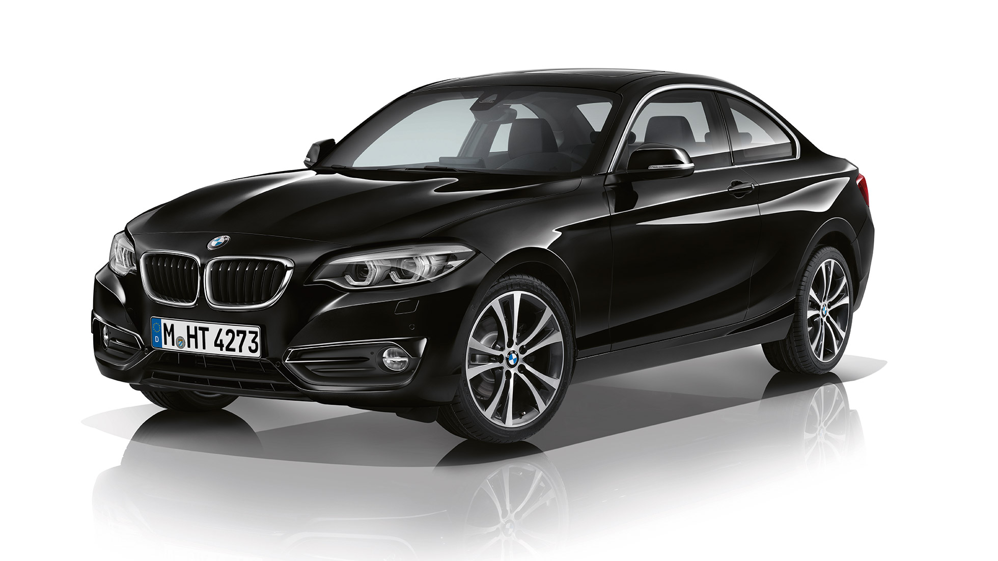 BMW Série 2 Coupé, Modèle Sport, vue de trois quarts face F22 BMW Série 2 Coupé, Modèle Sport, vue de trois quarts face F22