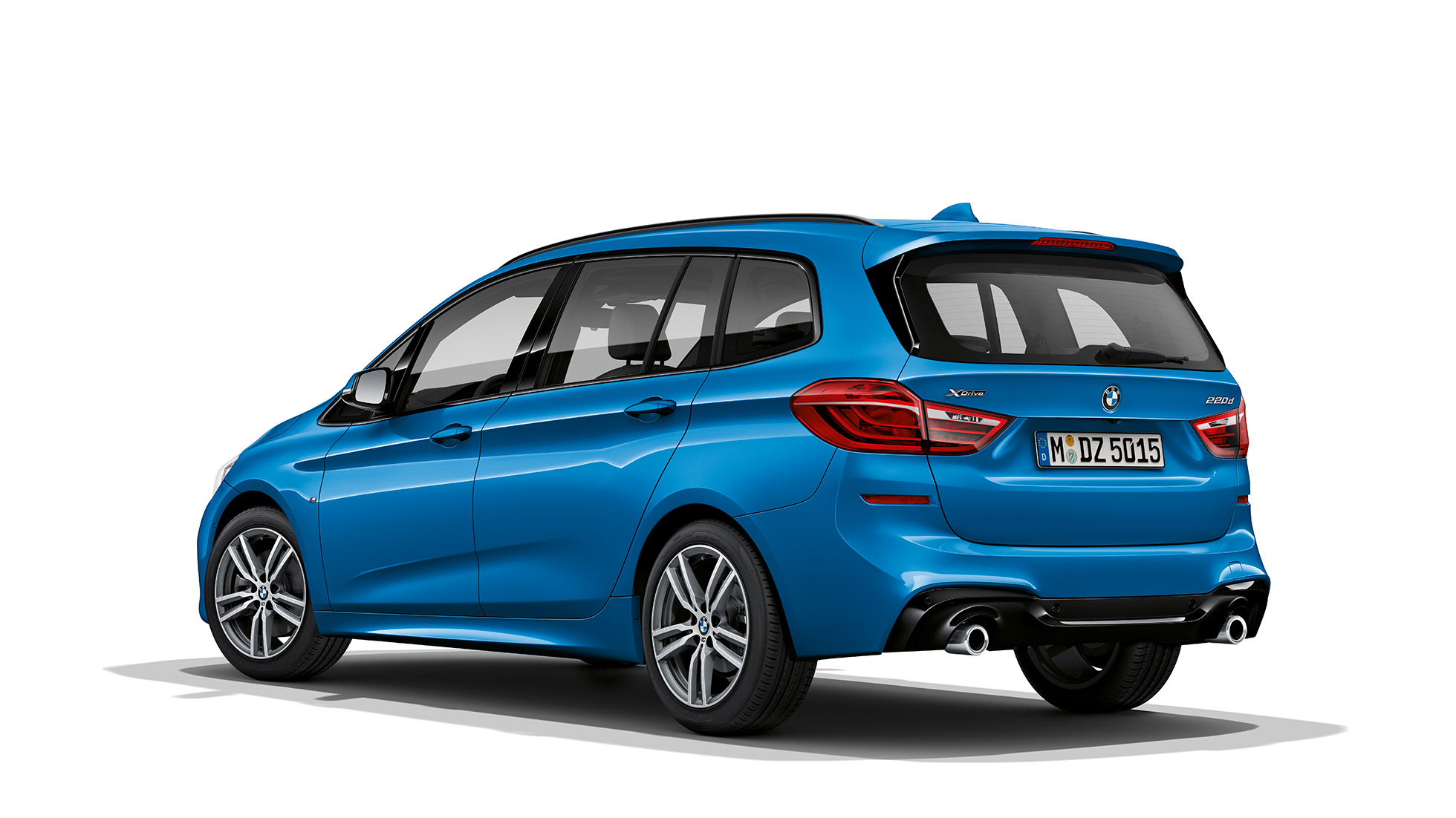 Driekwart achteraanzicht BMW 2 Reeks Gran Tourer Model M Sport BMW 2 Reeks Gran Tourer 220d xDrive Model M Sport F46 facelift 2018 Misano Blau metallic driekwart achteraanzicht