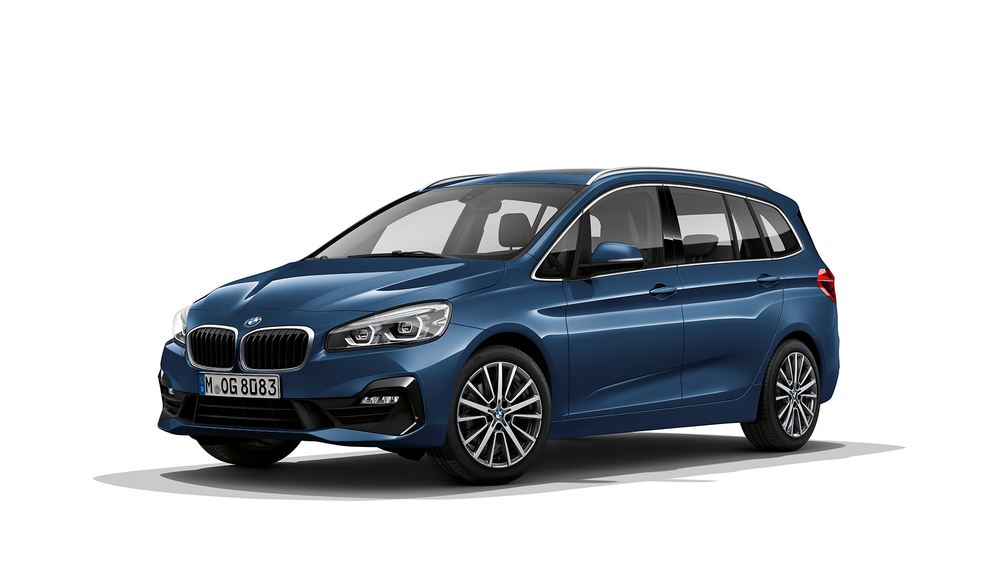 Driekwart vooraanzicht BMW 2 Reeks Gran Tourer Model Advantage BMW 2 Reeks Gran Tourer 218i Model Advantage F46 facelift 2018 Phytonicblau driekwart vooraanzicht