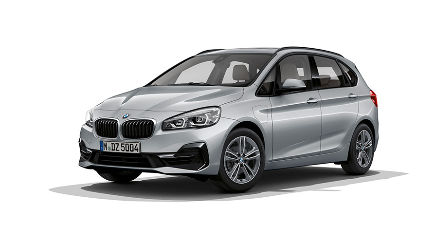BMW Série 2 BMW Série 2 Active Tourer hybride rechargeable F45 Vue de trois quarts de profil