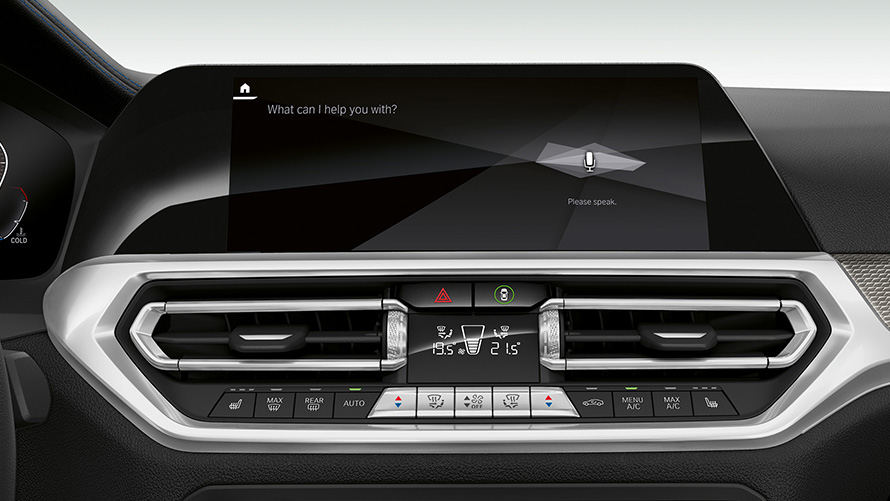 BMW 3 Reeks Berline (G20), BMW Intelligent Personal Assistant. Frontale close-up van het Cockpit Display van de BMW 3 Reeks Berline (G20) met BMW Intelligent Personal Assistant.