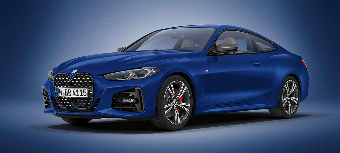 BMW Individual Frozen Portimao Blau metallic BMW 4 Reeks Coupé G22 2020 BMW 4 Reeks Coupé Individual Frozen Portimao Blau metallic G22 2020 driekwart vooraanzicht stilstaand