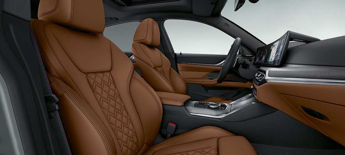 BMW Individual binnenbekleding volleder Merino Tartufo BMW 4 Reeks Gran Coupé G26 2021 interieur BMW Individual binnenbekleding volleder Merino Tartufo BMW 4 Reeks Gran Coupé G26 2021 interieur cockpit