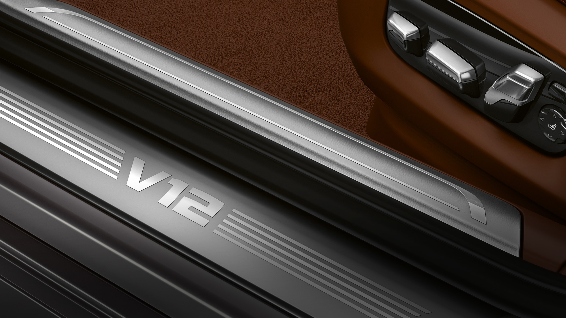Moteur BMW V12 BMW M760Li xDrive : vue en gros plan du moteur V12