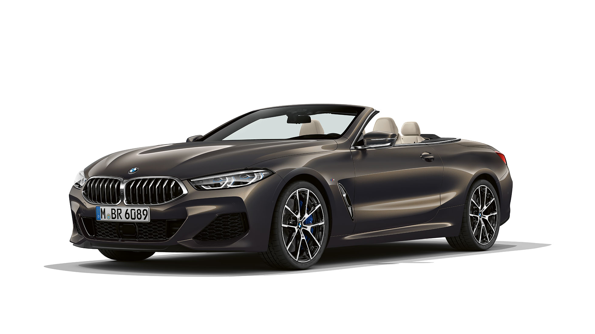 BMW M850i xDrive Dravitgrau metallic, driekwartaanzicht vooraan G14. BMW M850i xDrive Dravitgrau metallic, driekwartaanzicht vooraan G14.