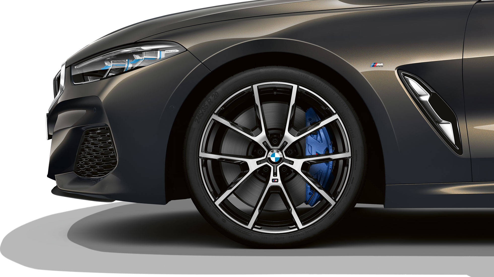 BMW M850i xDrive, Dravitgrau metallic, BMW lichtmetalen velgen, multispaak 728 M, 20" G14. BMW M850i xDrive, Dravitgrau metallic, BMW lichtmetalen velgen, Y-spaak 728 M, 20" G14.