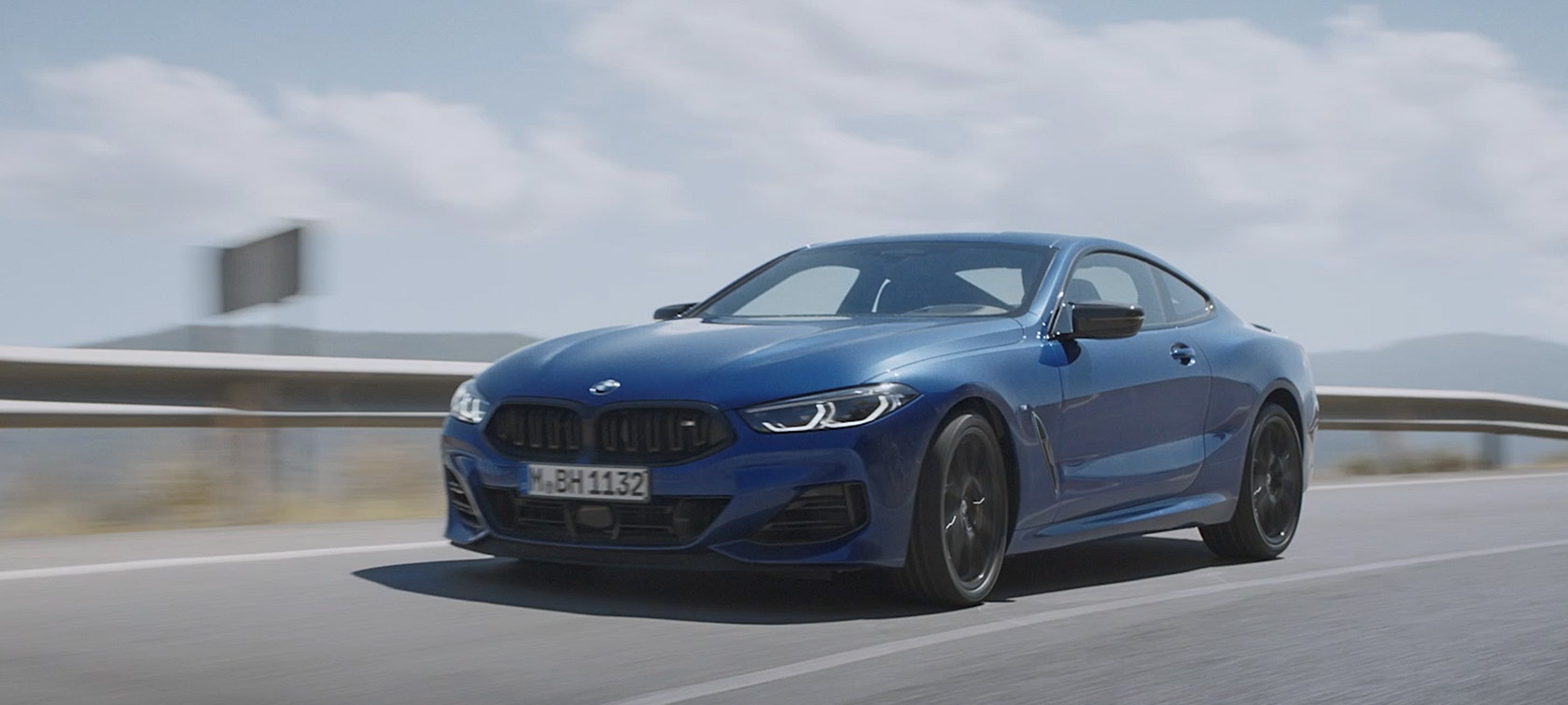 BMW 8 Reeks Coupé G15 LCI facelift 2022 rijdynamiek in de video BMW 8 Reeks Coupé G15 LCI facelift 2022 rijdynamiek in de video