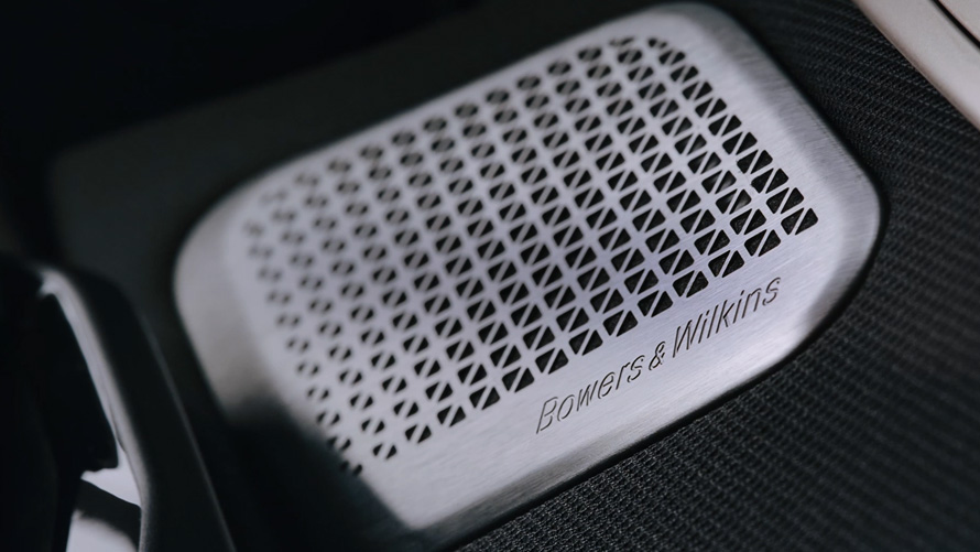 BMW iX i20 elektrische SUV Bowers & Wilkins Diamond surround sound system video BMW iX i20 2021 elektrische SUV Bowers & Wilkins Diamond surround sound system video